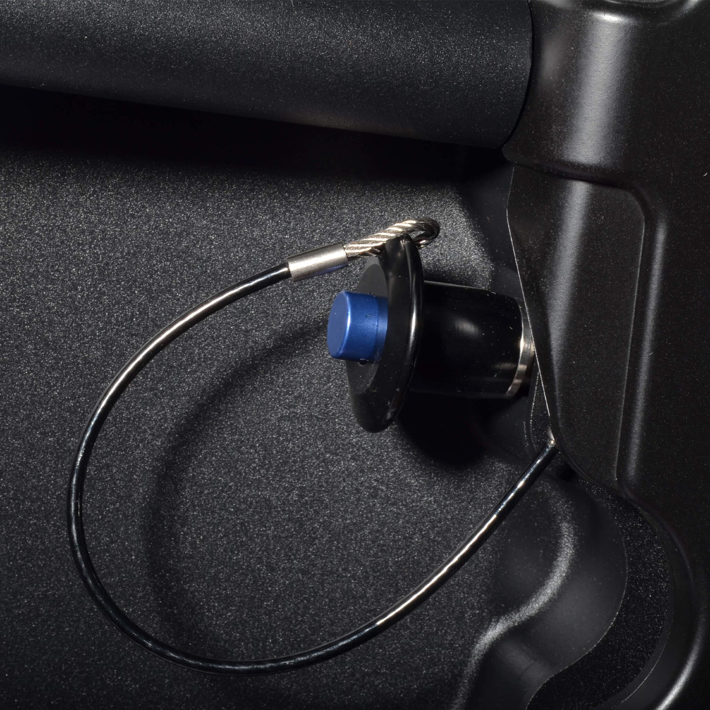 GVS-K3 Full-range. Compact. No compromises.  2-way active, dual 12"